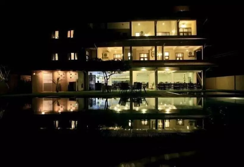 Hotel Lavendish Okrin