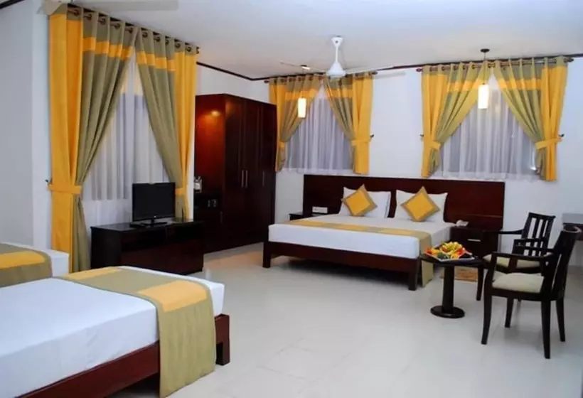 Hotel Lavendish Okrin