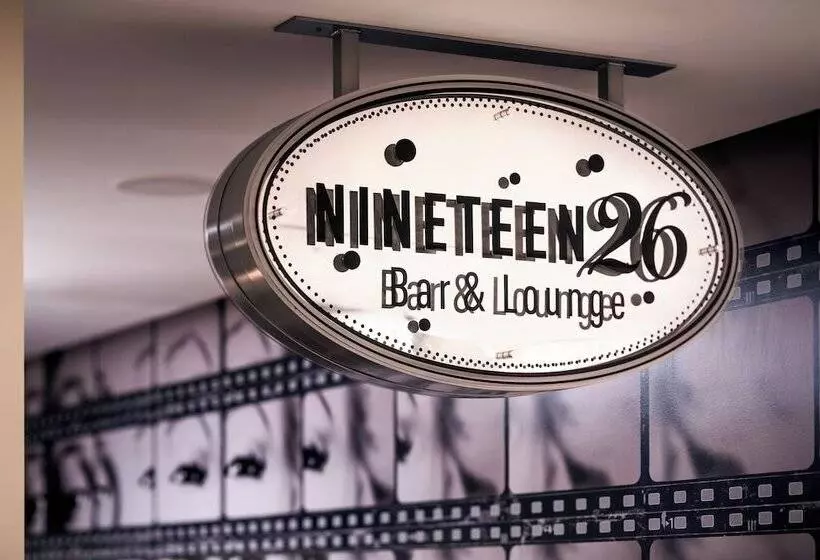 Hotel Springhill Suites By Marriott Los Angeles Burbank/downtown