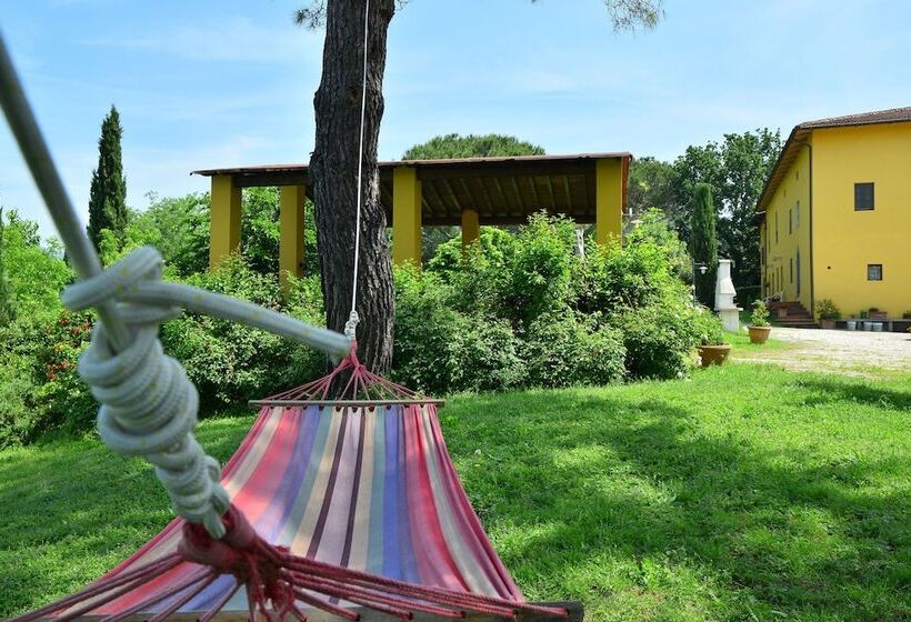 Отель Tenuta Le Colonie