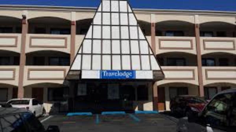 فندق Travelodge By Wyndham Manhasset
