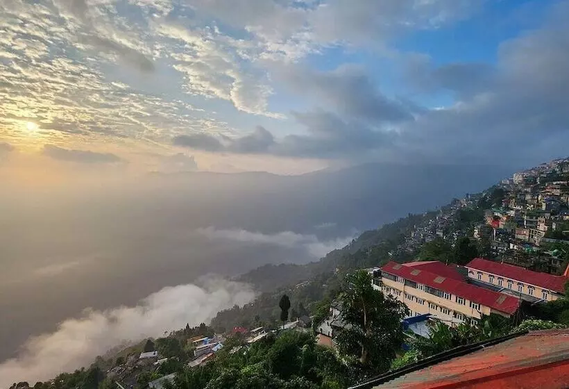 Hotel Udaan Nirvana Resort Darjeeling