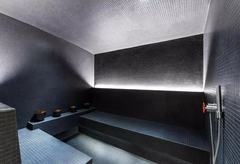 בית מלון כפרי White 1921 Courchevel