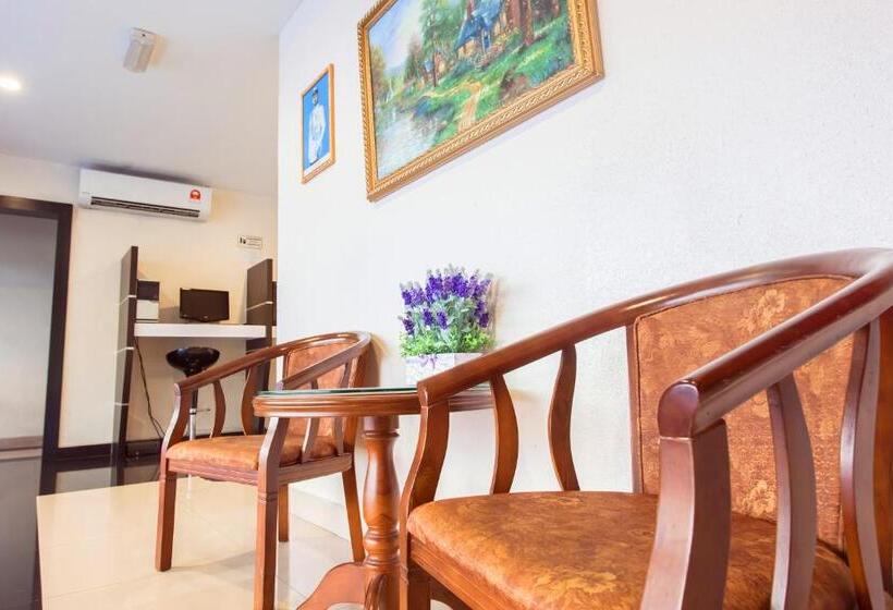 בית מלון כפרי Lavender Inn Nusa Bestari