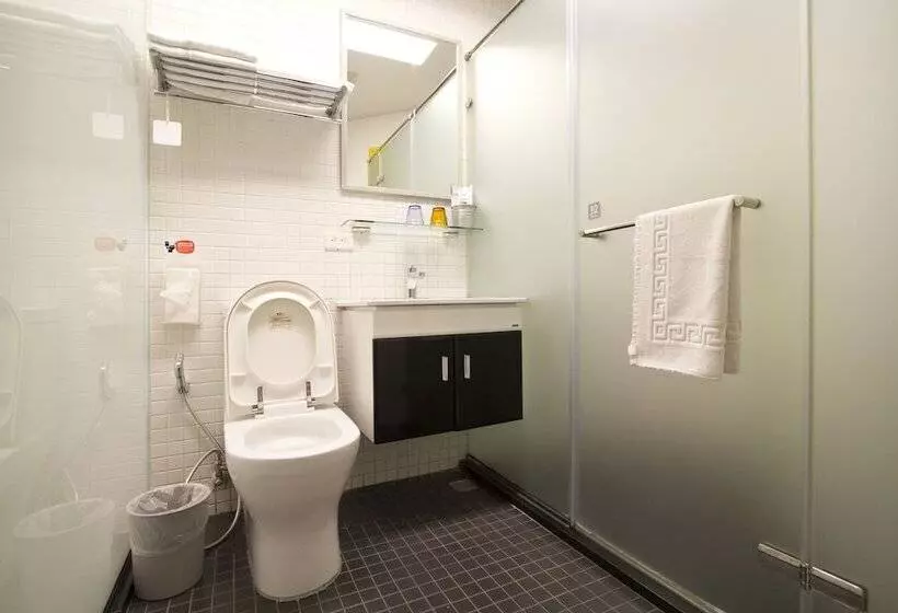 پانسیون Ra Guesthouse