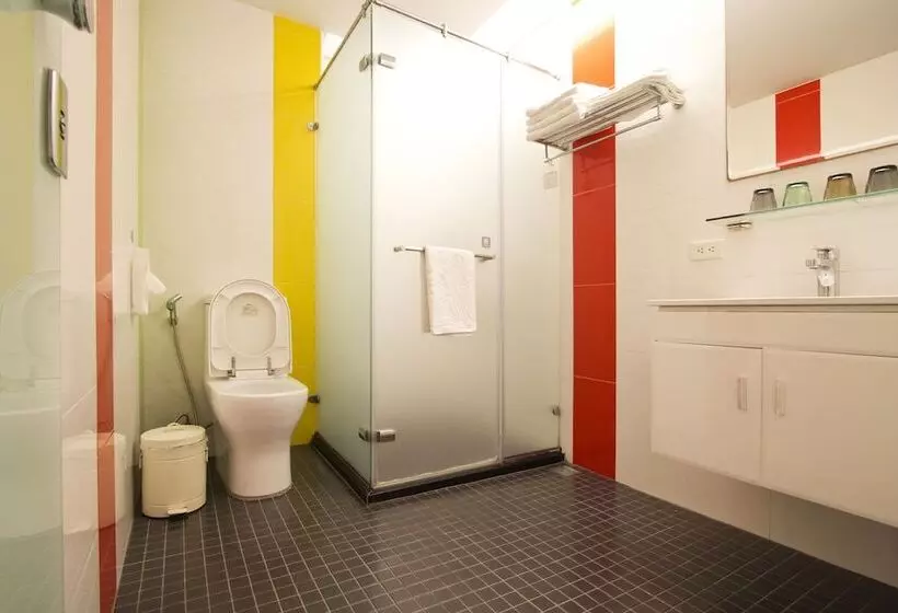 پانسیون Ra Guesthouse