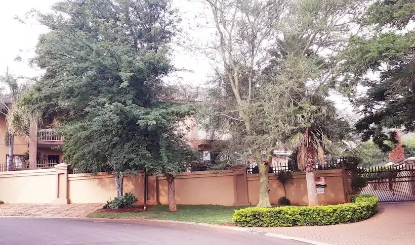 Pension Sunset Ridge Guest House