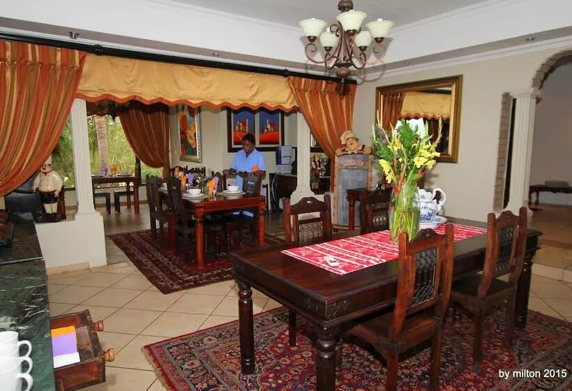 Pension Sunset Ridge Guest House