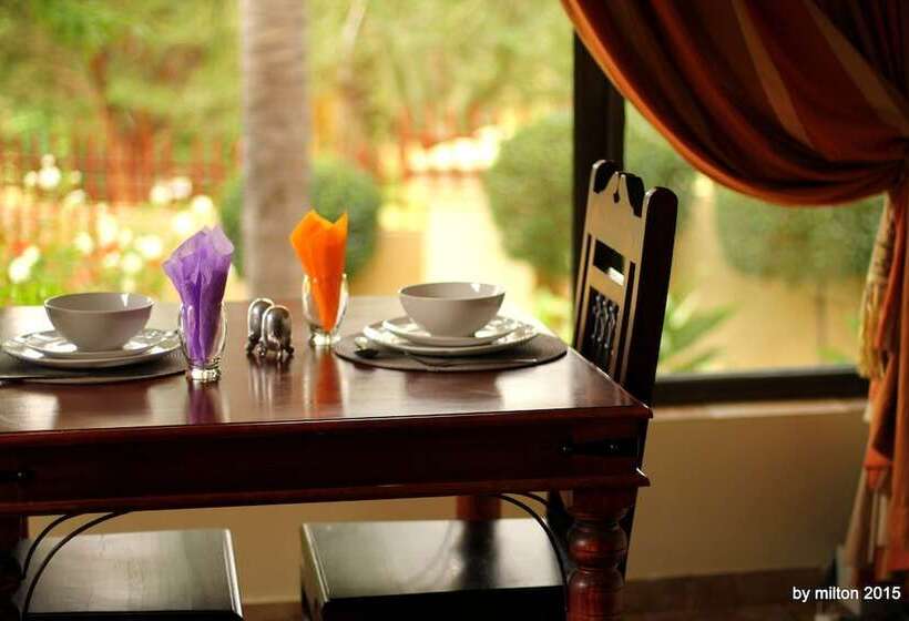 פנסיון Sunset Ridge Guest House