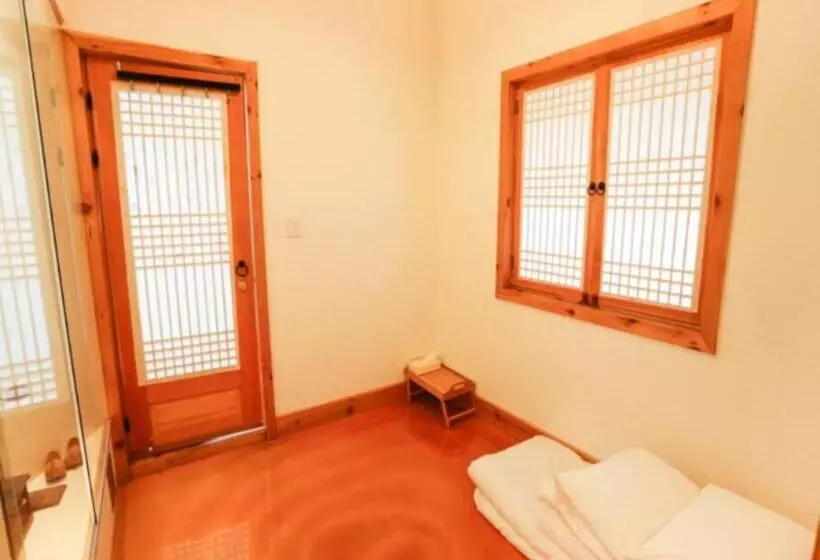 Pensió Trega Museum Guesthouse