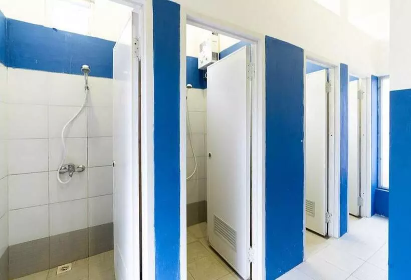 Reddoorz Hostel @ Dago 2