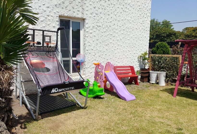 تختخواب و صبحانه Lapaloma Pension