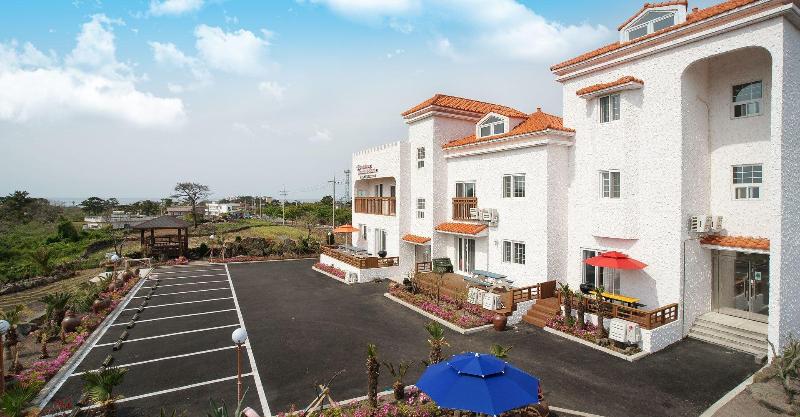 تختخواب و صبحانه Lapaloma Pension