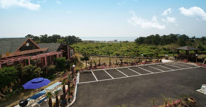 تختخواب و صبحانه Lapaloma Pension