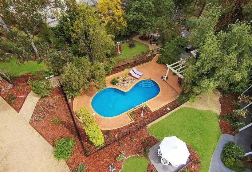 Elizas On The Murray