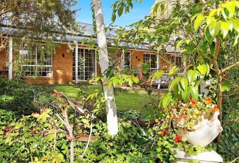 Elizas On The Murray