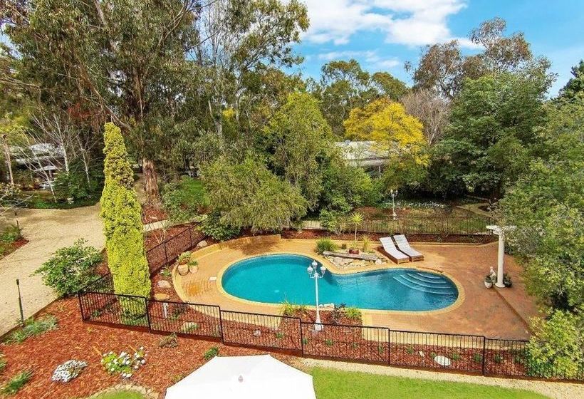 Elizas On The Murray