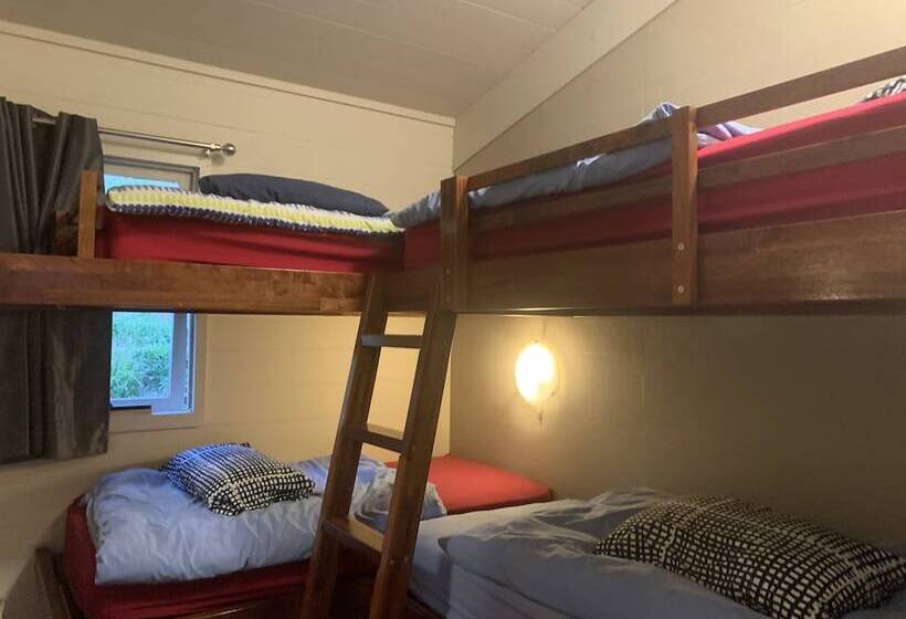 Отель Aneeki Ski Lodge