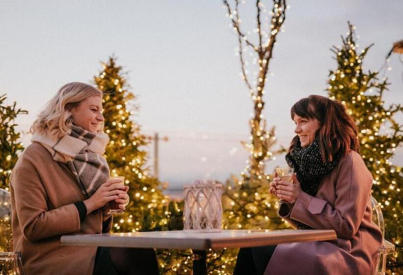 Aria Hotel Budapest By Library Hotel Collection