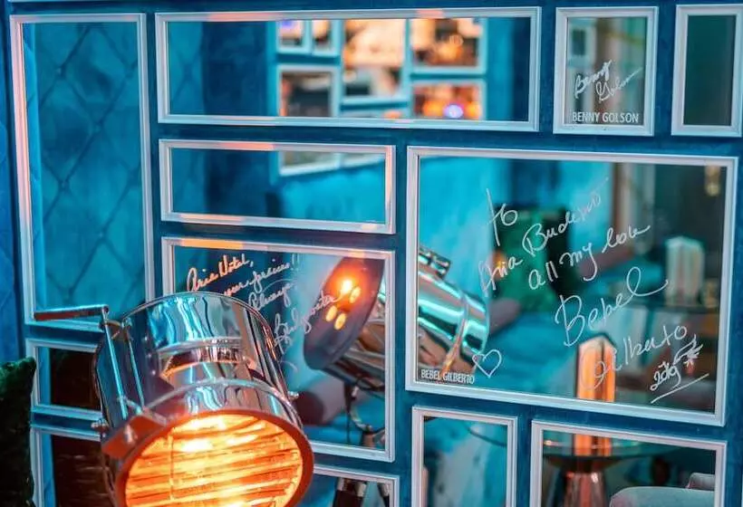 Aria Hotel Budapest By Library Hotel Collection