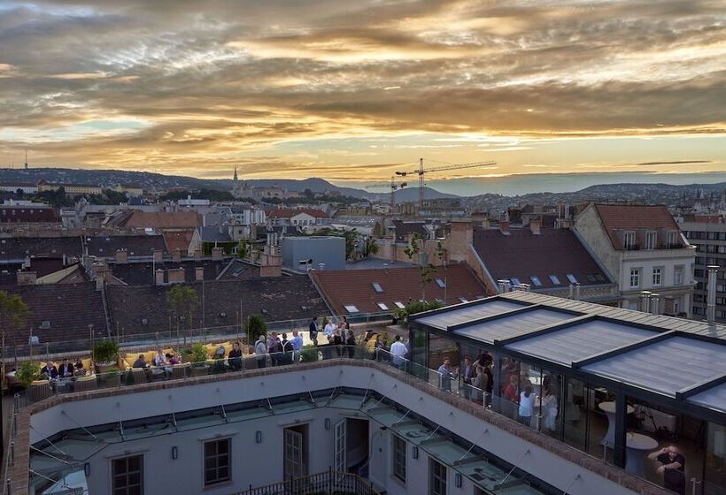 Aria Hotel Budapest By Library Hotel Collection