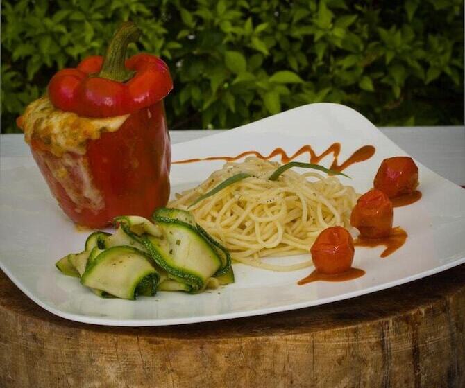 Отель Battambang Resort