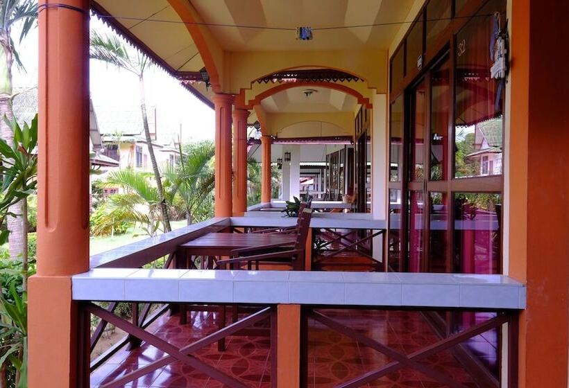 هتل Lolita Bungalow