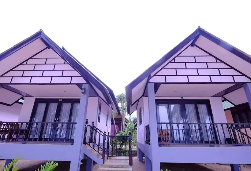 هتل Lolita Bungalow