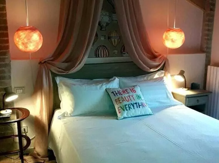 Отель Relais Cascina Scottina