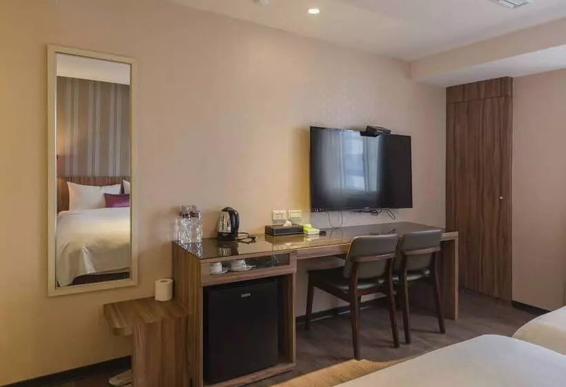 هتل 欣欣時尚旅店松山站