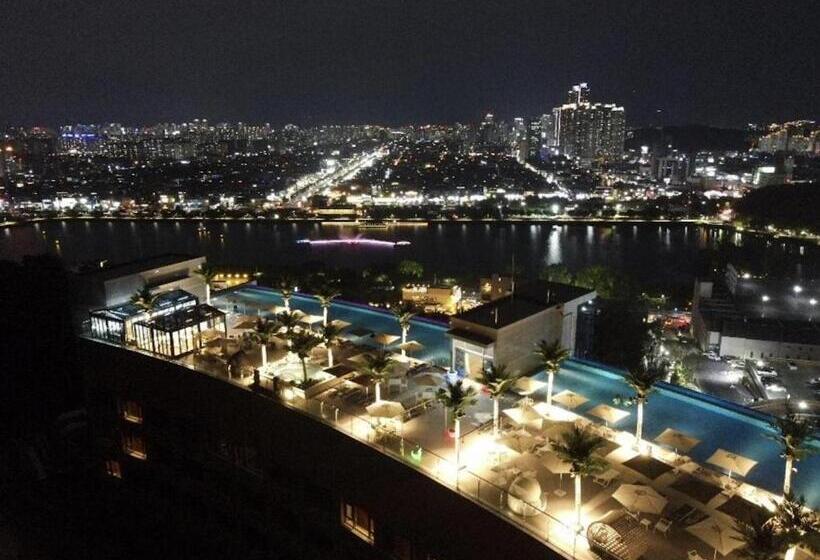 בית מלון כפרי Susung Spa Resort