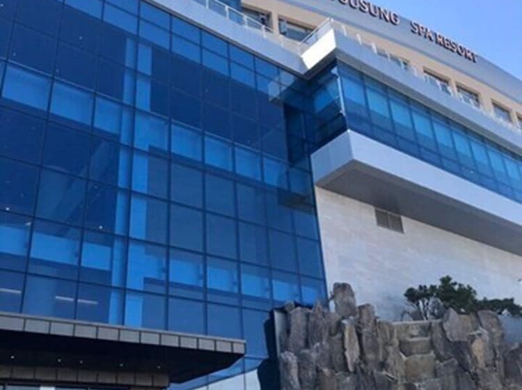 בית מלון כפרי Susung Spa Resort