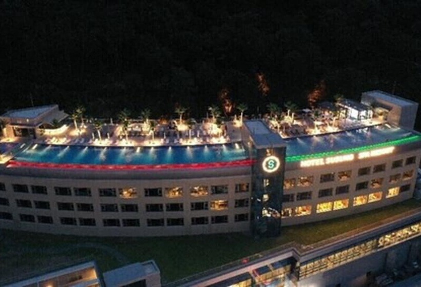 בית מלון כפרי Susung Spa Resort