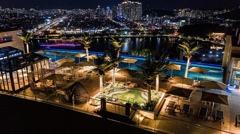 בית מלון כפרי Susung Spa Resort