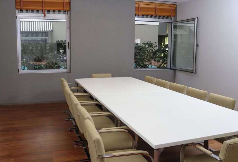 Almarena Madero Urbano Affiliated By Melia