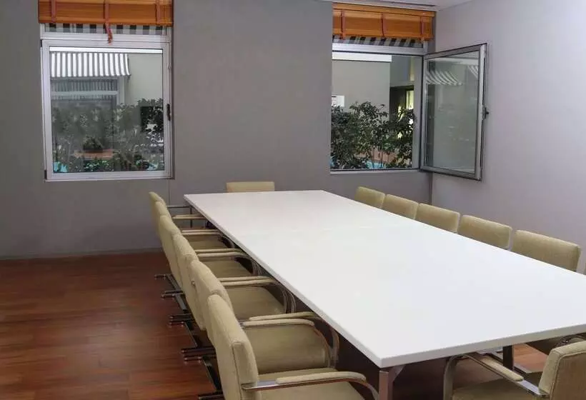 Almarena Madero Urbano Affiliated By Melia