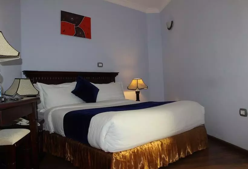 Oasis Hotel Apartment