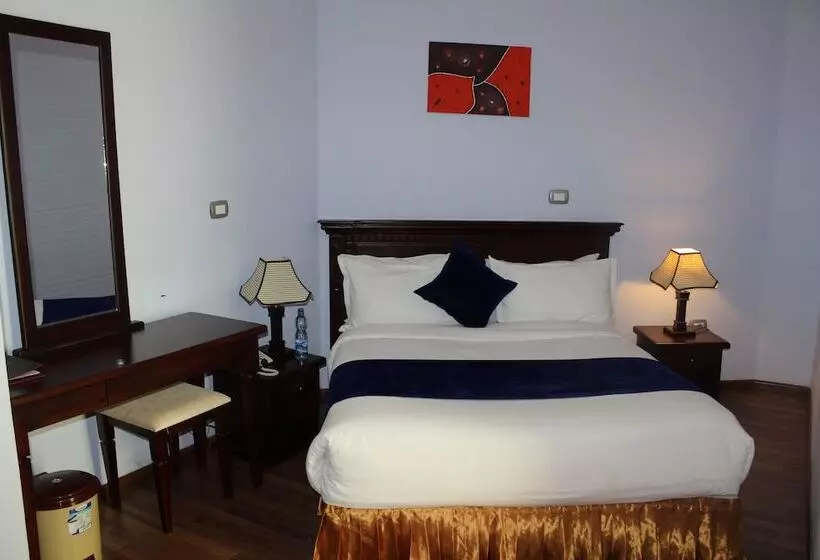 Oasis Hotel Apartment