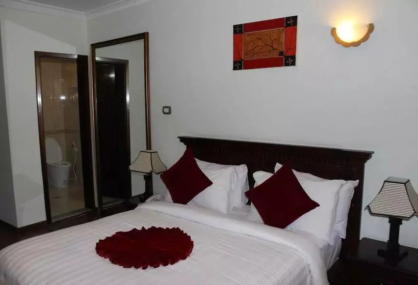 Oasis Hotel Apartment