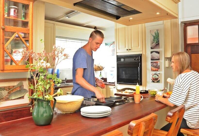 Пансион Aan De Doorns Guesthouse