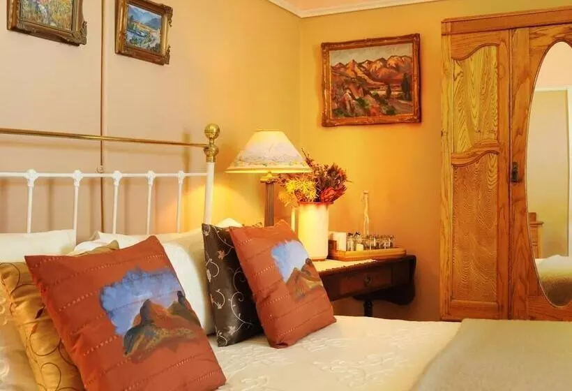 펜션 Aan De Doorns Guesthouse