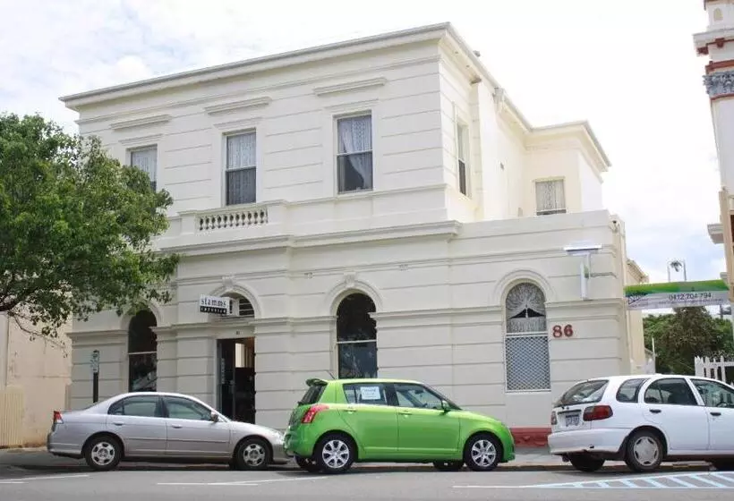 Pensão Albany Foreshore Guest House