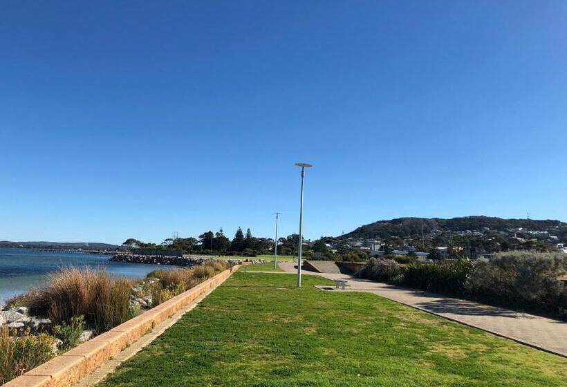 膳宿费 Albany Foreshore Guest House