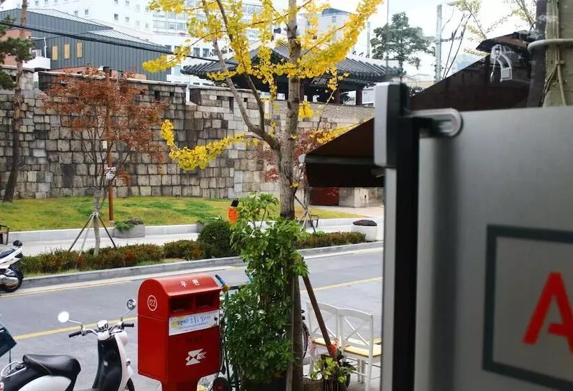 Pensão Plan A Hostel