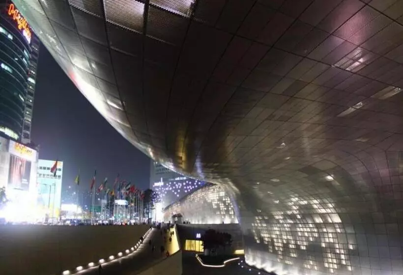 Pensão Plan A Hostel