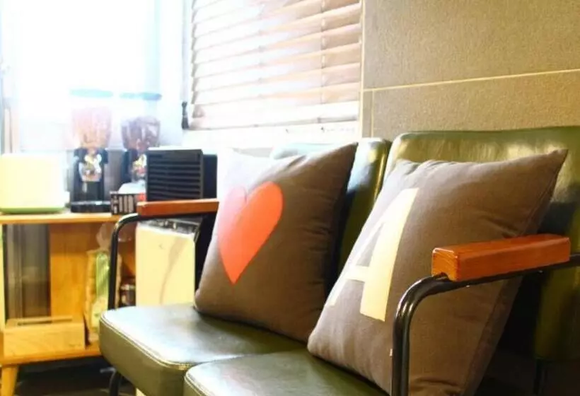 Pensão Plan A Hostel