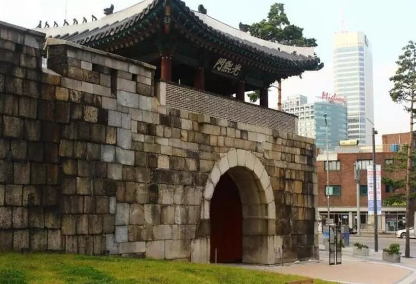 Pensão Plan A Hostel