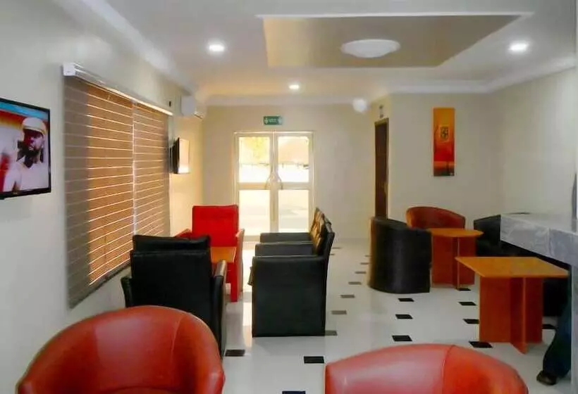 Randolph Hotel & Resort