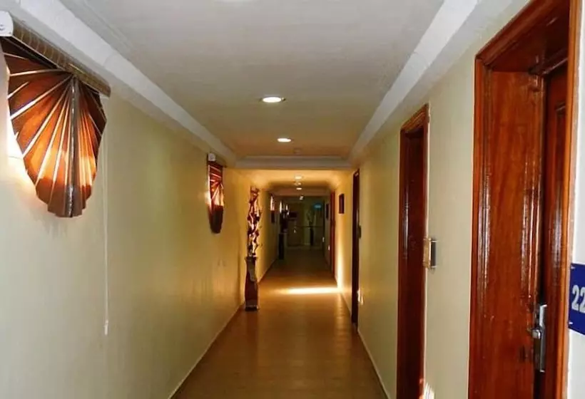 Randolph Hotel & Resort