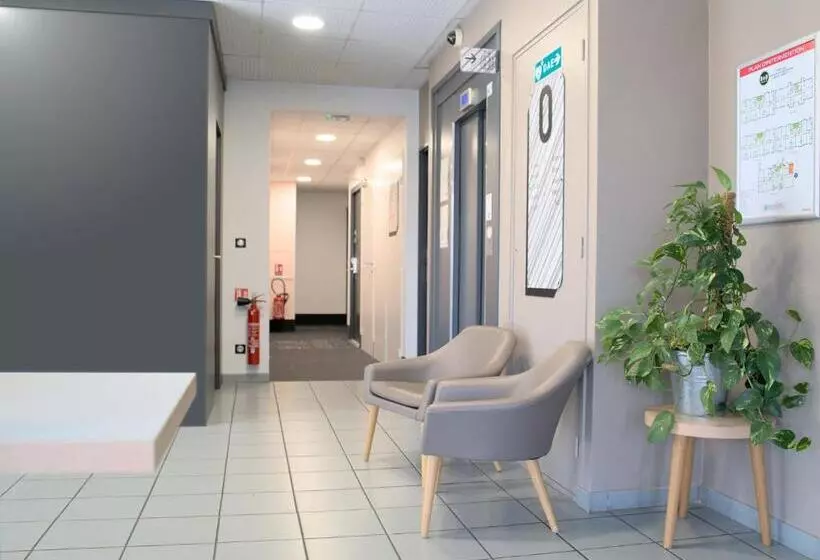 B&b Hotel Dreux Centre